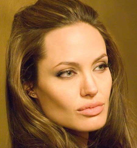 Angelina Jolie quiere otra niña