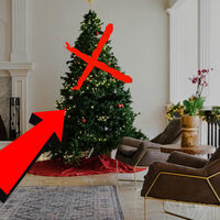 El lugar más común para el árbol de Navidad es uno de los peores, según un arquitecto 