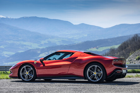 Ferrari 296 GTB Prueba 6