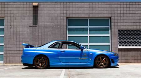 Nissan Skyline GT-R V-Spec II R34 ex Paul Walker