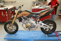 Aprilia Dorsoduro 1200