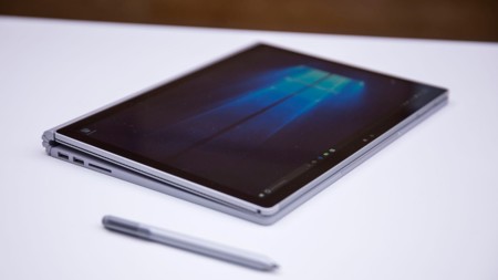 Microsoft soluciona los problemas en la pantalla de la Surface Book con una nueva actualización