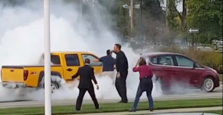 Cuando el burnout más espectacular de la semana lo haces tras quedarte 'dormido' al volante