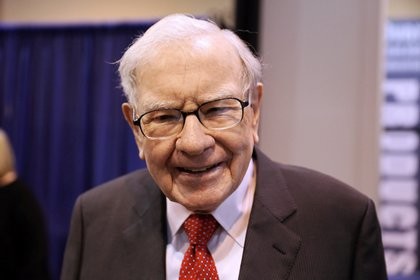 Invertir en tiempos de crisis: así lo está haciendo Warren Buffet