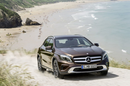 Mercedes-Benz GLA 2013 - 4MATIC