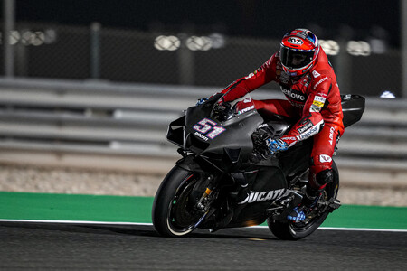 Michele Pirro, probador de Ducati en MotoGP, cree que la moto de 2021 podría alcanzar los 400 km/h