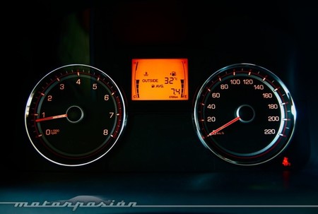 SsangYong Korando 2.0 gasolina (G20D)