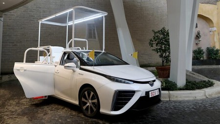 Autos eléctricos del papa