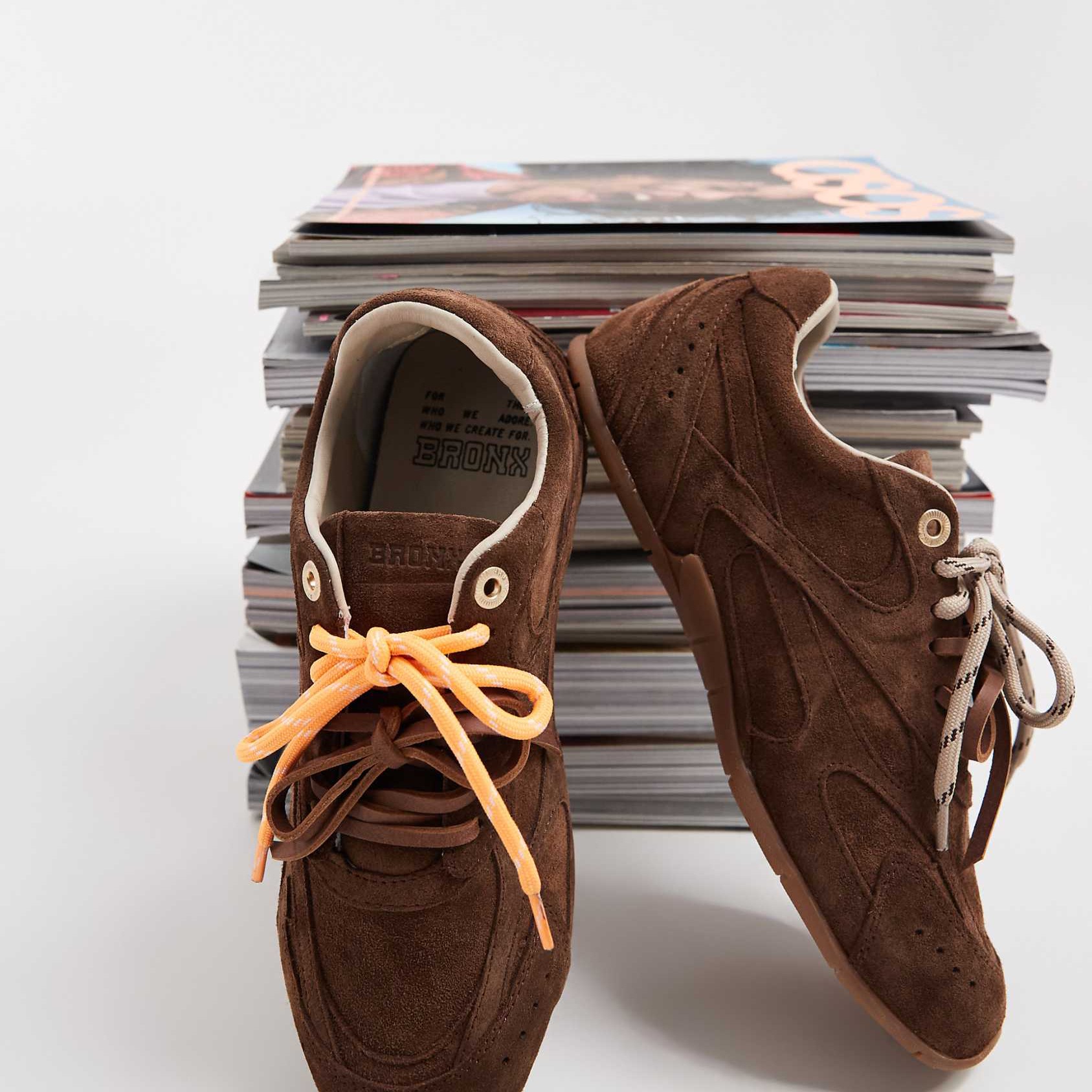 Zapatillas de deporte marrón nogal con cordones de ante Myr-aa de Bronx

