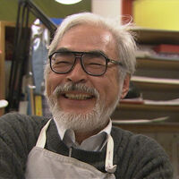 Hayao Miyazaki ha dirigido 12 películas, pero tan solo tiene un cameo en una de ellas. Una aparición fugaz en uno de los mejores clásicos de Studio Ghibli