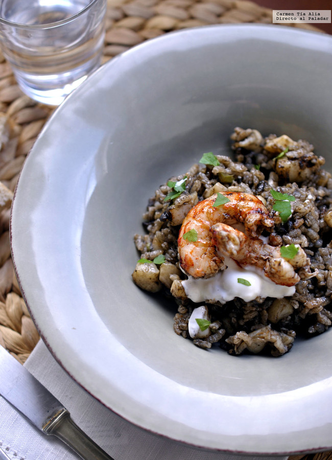 arroz negro con sepia y gambones