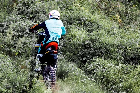 Storm Bee Moto Electrica 1