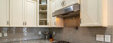 Este truco viral arrasa en TikTok y sirve para dejar la campana extractora como recién comprada