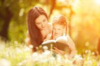 Día de la Madre: seis libros sobre maternidad y crianza para regalarle a mamá