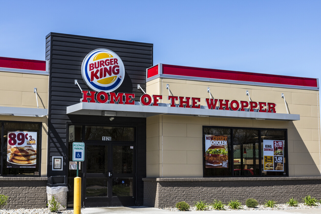 Burger King la historia de los creadores de la Whopper que amaban la parrilla por encima de Burger King la historia de los creadores de la Whopper que amaban la parrilla por encima de