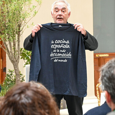 El Gobierno presenta su plan para exportar la cocina española con la bendición de Ferran Adrià: "Es el día más importante que ha vivido la gastronomía"