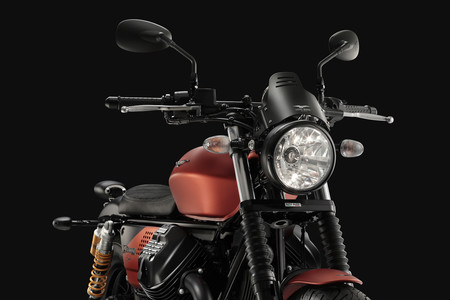 Moto Guzzi V9 Bobber Sport 2019 4