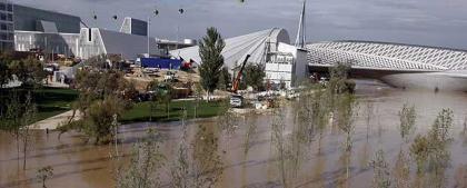 Expo Zaragoza 2008: contratiempos debidos a la crecida del Ebro