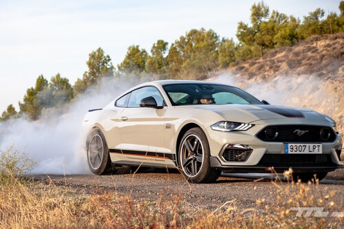 Motorpasión cumple 16 años, y este es el equipo que lo hace posible 