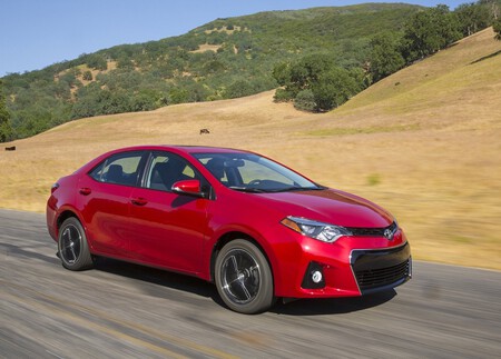 Toyota Corolla 2014 1600 07