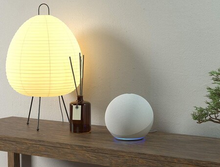 El nuevo Amazon Echo 4 está casi 20 euros rebajado de oferta de lanzamiento con una bombilla Philips Hue de regalo: 99,99 euros