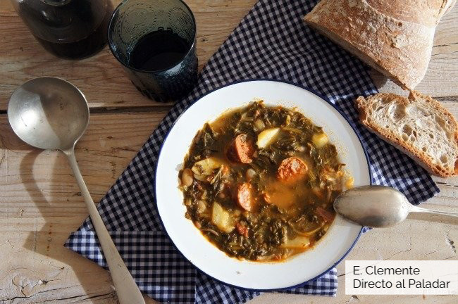 Caldo gallego: receta cocinada a fuego lento y por la que te entrará la morriña