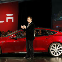 La última ocurrencia de Elon Musk: dejar que Twitter decida si vende 25.000 millones de dólares en acciones de Tesla