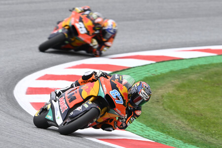Remy Gardner arrasa en el Red Bull Ring y Raúl Fernández se queda cuarto en el día de su ascenso a MotoGP