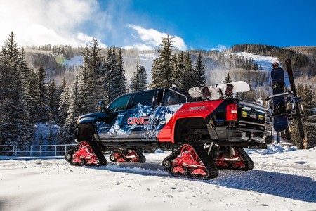 GMC Sierra 2500HD All Mountain concept, porque la aventura se disfruta más con orugas