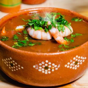 No es La Viga, pero en este mercado al sur de CDMX existe un local con el mejor caldo de camarón  y los mariscos más ricos