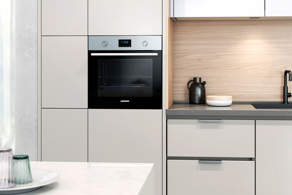 Si te toca renovar horno, Samsung tiene una opción grande en todo menos en precio