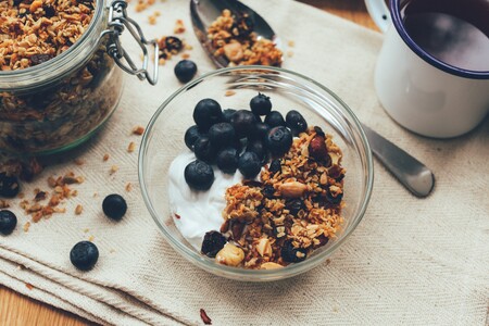 Siete alimentos que parecen muy sanos pero que pueden estar arruinando tu dieta