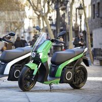 Las ayudas a la compra de motos eléctricas del Plan MOVES II, pendientes en parte de España; el Plan Renove sigue parado
