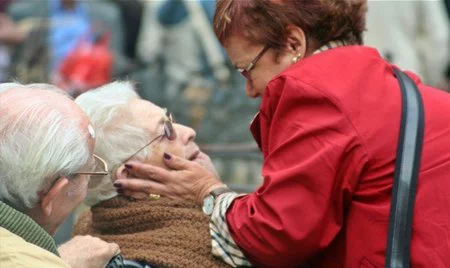 Tarjeta 'sesentaycinco', los mayores en Córdoba tienen importantes descuentos