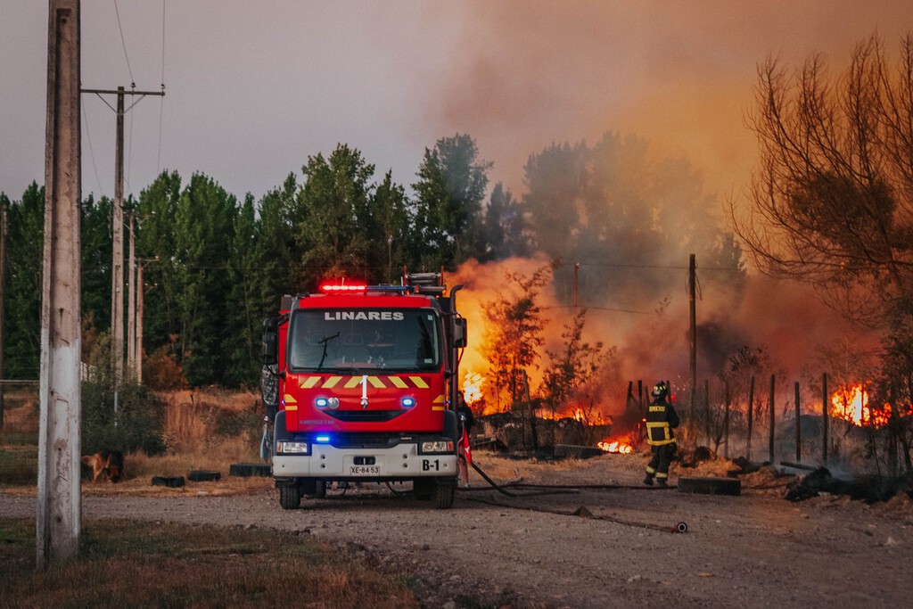 La nueva ley de incendios dice que limpies tus lindes y las de tus vecinos. El problema es que esas lindes demarcan las propiedades 