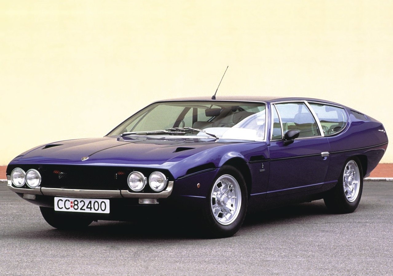 Lamborghini Espada, recordando el primer GT que intentaba ser un asesino de Ferraris