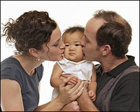 España prohibirá las adopciones de niños de países en conflicto o devastados por desastres naturales