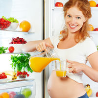 La fibra, la proteína vegetal y los omega-3 en la dieta de una embarazada influyen en la microbiota y en el desarrollo del bebé