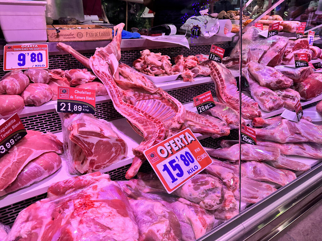 El cordero está por las nubes. Las alternativas más baratas para la cena de Nochebuena y Navidad 