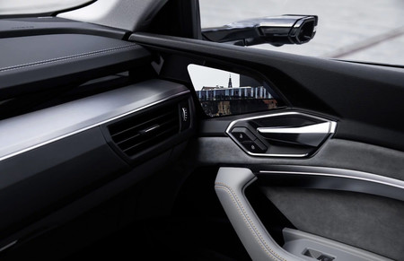 El primer auto sin espejos retrovisores llegará este año y será el Audi e-tron