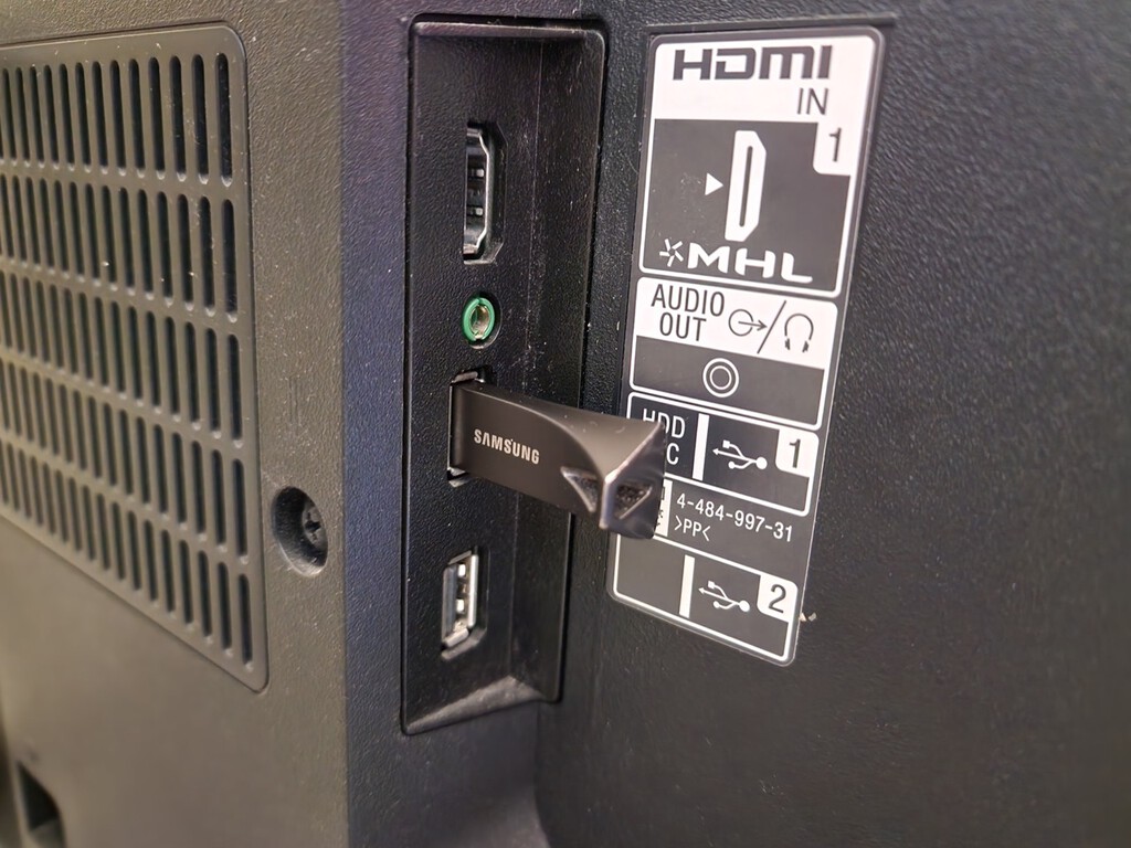 Cómo quitar un disco duro o un pendrive USB de una Smart TV de forma segura para evitar problemas de funcionamiento