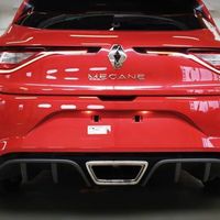 ¡Filtrado! El Renault Megane RS muestra nuevamente el trasero a todo internet