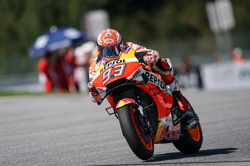 Marc Márquez se asegura la pole position en Austria con un récord del circuito estratosférico