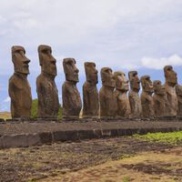 Como as estátuas da Ilha de Páscoa eram transportadas? Os nativos criaram um jeito especial de fazê-las “andar”