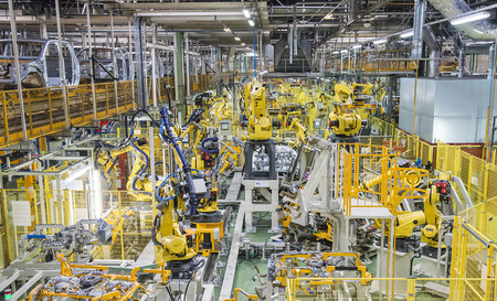 Nissan planea despedir a 600 trabajadores de la Zona Franca para asegurar la rentabilidad de la planta