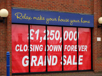 El dilema de los pequeños comercios