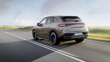 Mercedes Benz Eqe Suv 3