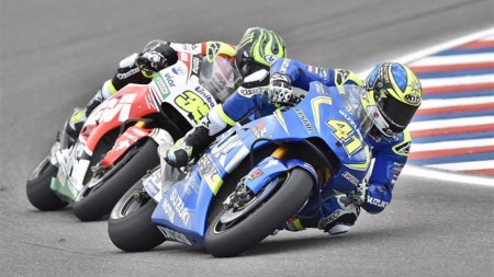 Aleix Espargaro Cal Crutchlow Motogp Argentina 2016