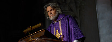 Hablar de religión y política es algo que muchas películas prefieren evitar. A 'Puñales por la espalda' la ha hecho mejor