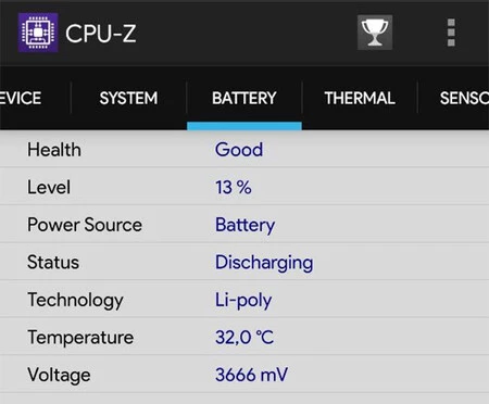 一部の携帯電話では、使用可能な温度センサーはバッテリーの温度センサーのみです